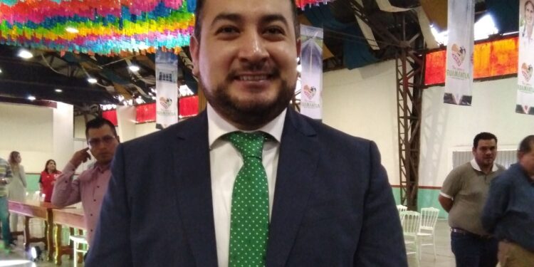 Refrenda Presidente de Huamantla su compromiso con pobladores.