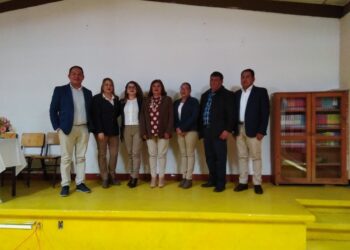 Presentan autoridades de Secundaria General Moisés Sáenz de Huamantla Programa de Actividades por Celebración de 55 Aniversario.