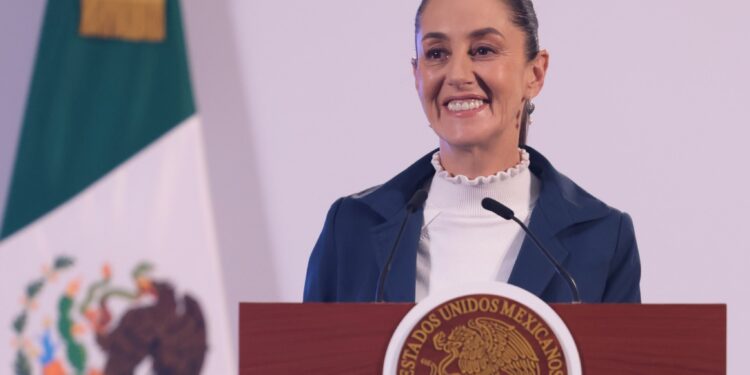 Es apoyar a los productores y tener alimentos saludables a buen precio para las familias mexicanas: Presidenta Claudia Sheinbaum presenta programas para impulsar la soberanía alimentaria