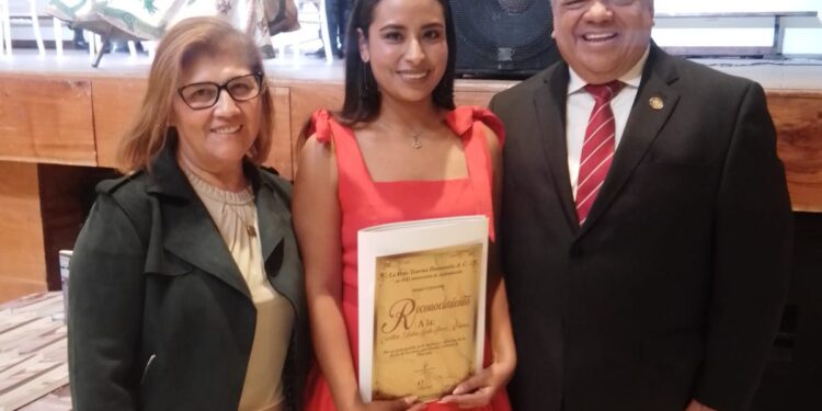 Se Celebra el 43 Aniversario de la Fundación de la Peña Taurina y Presentación del Libro “Soñadores de Gloria”