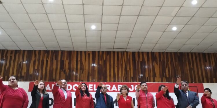 Toma de protesta del Consejo Directivo Municipal del Partido del Trabajo (PT) en Apizaco