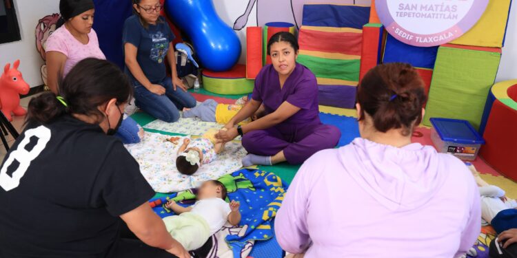 PROMUEVE SEDIF TERAPIAS DE ESTIMULACIÓN TEMPRANA EN UBR