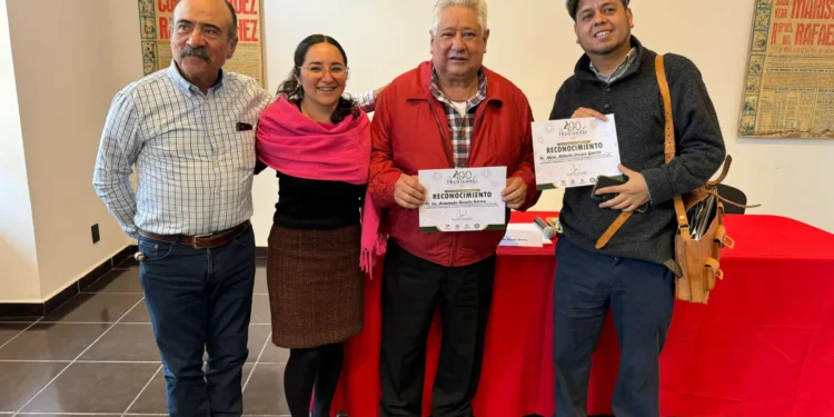 Participa Armando Rosete en conferencia denominada “Dinastía Rosete Aranda”.