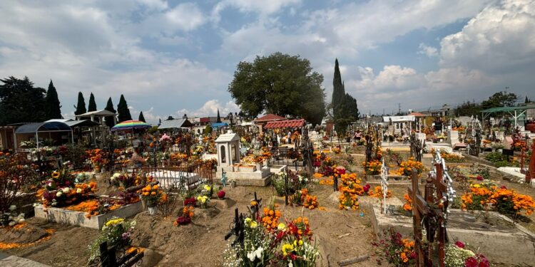 Sin contratiempos visita de panteones municipales en Huamantla.