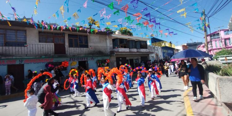 Realiza Policía Municipal de El Carmen Tequexquitla Actividades de proximidad Social.
