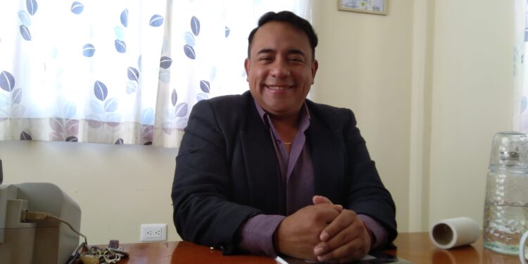 Realizan trabajos de Bacheo y cambio de luminarias en Barrio de San Antonio en Huamantla.