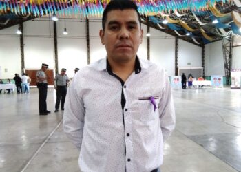 Prioriza Presidente de Comunidad Altamira de Guadalupe abasto de agua potable para pobladores.