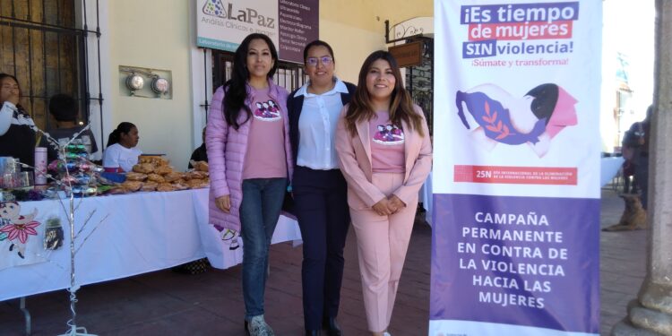 Se lleva a cabo en Cuapiaxtla la “Expo-Venta Mujeres Emprendedoras”.