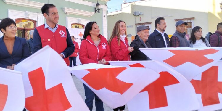 Cruz Roja Mexicana Delegación Huamantla da banderazo a Plan Invernal 2024