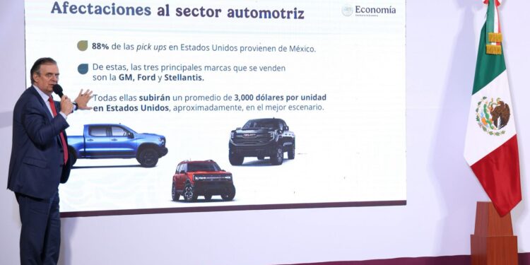 Sheinbaum y Ebrard dedican mañanera a Trump: le explican por qué arancel dañará a EU