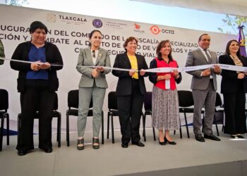 Inaugura gobernadora Lorena Cuéllar y fiscal general de justicia, fiscalía en investigación y combate al delito de robo de vehículos.