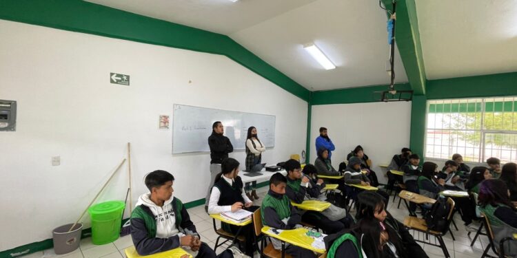 Realiza Dirección de Seguridad de Zitlaltepec acciones de proximidad social con sectores vulnerables.