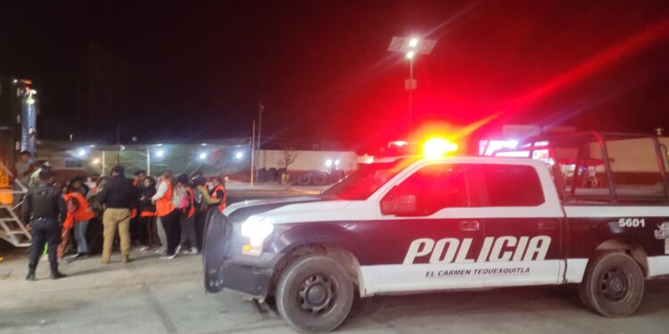 Realizan elementos de Seguridad Pública de El Carmen Tequexquitla acciones de Proximidad Social con peregrinos.