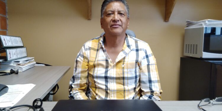 Invierte ayuntamiento de Tequexquitla más de 3 millones de pesos en obra de agua potable.