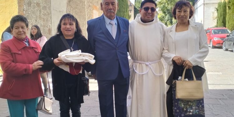 Celebración de la Primer Misa solemne del Fray de Jesús Escárcega