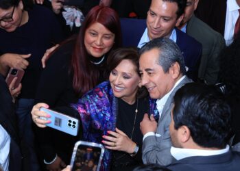 Asiste gobernadora a informe de 100 días de alcalde de Tlaxcala