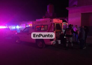 Policías ignorantes de Terrenate impiden labor periodística.