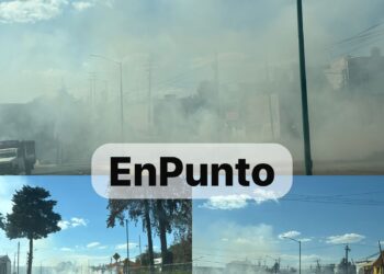 Nuevamente quema de pastizales genera poca visibilidad en carreteras y contaminación.