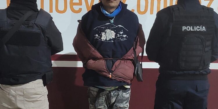 Detiene Policía de Cuapiaxtla a sujeto por portación de sustancias tóxicas.