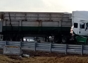 Saldo blanco deja choque en Cuapiaxtla.