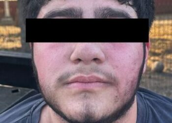 TRAS UNA PERSECUCIÓN, FUE DETENIDO UN HOMBRE QUE PORTABA DOS ARMAS DE FUEGO EN SINALOA