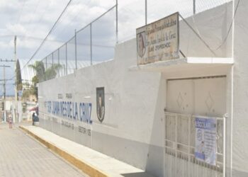 Estudiantes llegan con navajas y en otro caso menor traga moneda en escuelas de Huamantla.