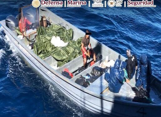 EN BAJA CALIFORNIA SUR, FUERON DETENIDAS NUEVE PERSONAS, SE ASEGURARON MÁS DE DOS TONELADAS DE COCAÍNA, TRES EMBARCACIONES Y COMBUSTIBLE