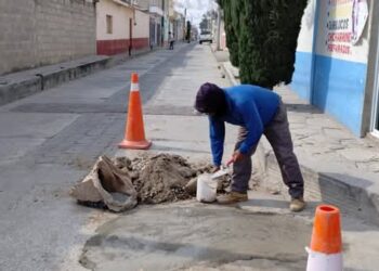 Llevan a cabo autoridades de Cuapiaxtla Jornada de Bacheo.