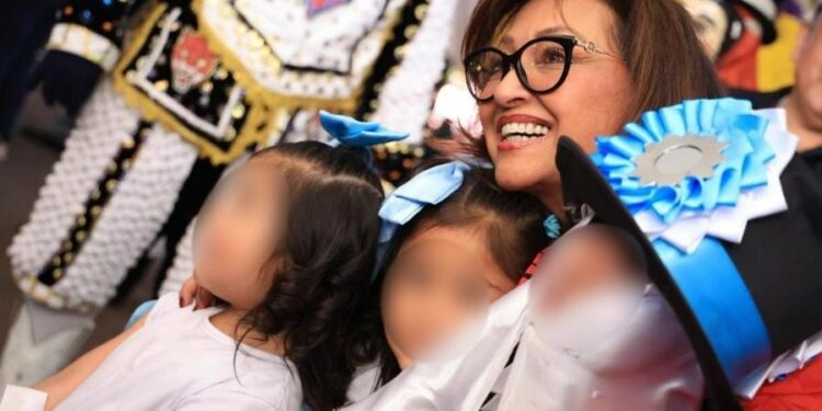 LORENA CUÉLLAR CISNEROS DESTACA QUE EL CARNAVAL ATRAE EL TURISMO Y UNE A LAS FAMILIAS
