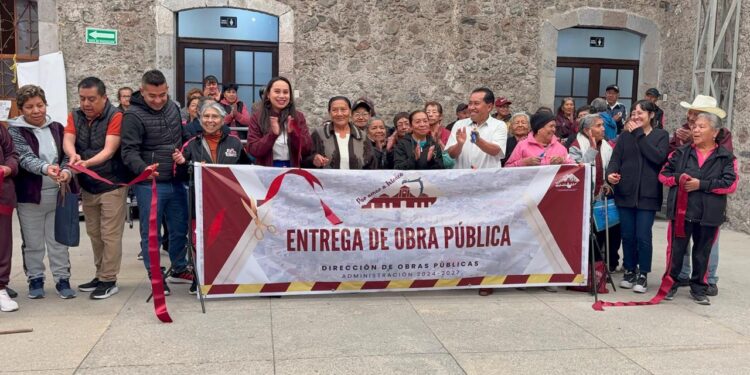 Concluye obra de rehabilitación y mejoras en la Presidencia Municipal de Ixtenco.