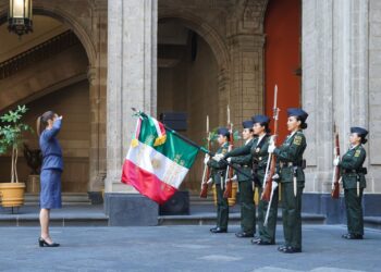 La presidenta de México, Claudia  Sheinbaum, encabezó la ceremonia por el 112 Aniversario Luctuoso de Francisco I. Madero en el Patio de Honor de Palacio Nacional.