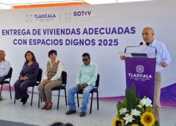 Entrega Gobernadora de Tlaxcala en Cuapiaxtla Viviendas Adecuadas con Espacios Dignos 2025.