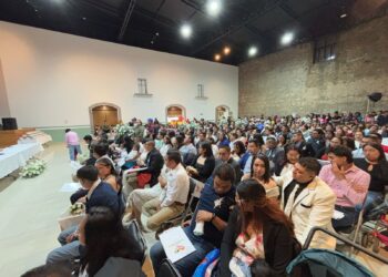 Se casan más de 100 parejas en Huamantla. 