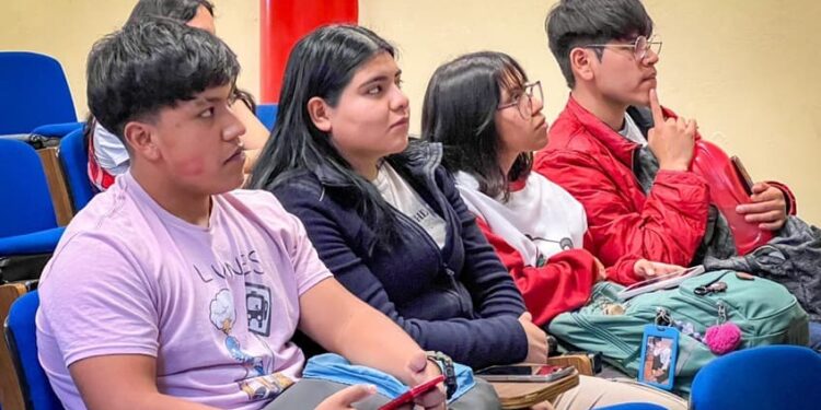 UPTX impulsa la movilidad estudiantil nacional e internacional