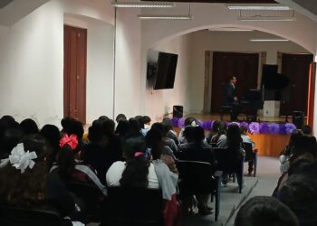 Participan Alumnos de la Escuela Secundaria Técnica 44 en Concierto de Piano llevado a cabo en Centro Cultural Huamantla.