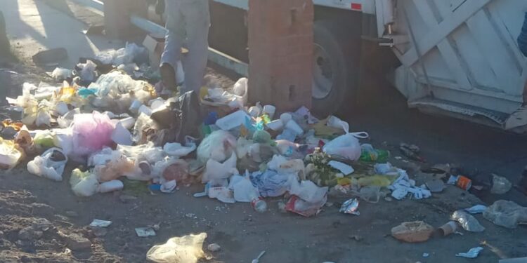 Hace llamado Coordinación de Servicios Públicos Municipales de Huamantla a pobladores a evitar dejar su basura en la vía pública.
