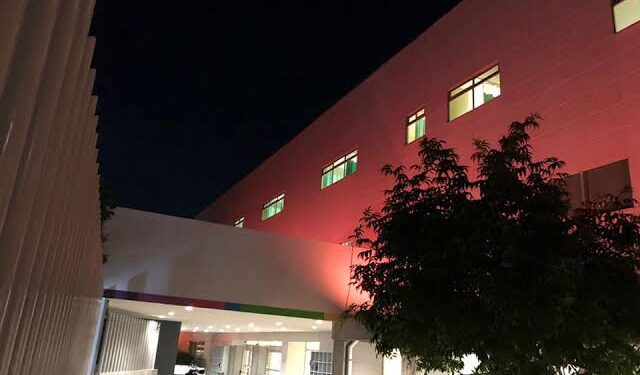 Enfrentamiento entre policías y presuntos delincuentes deja 3 detenidos en Tzompantepec.