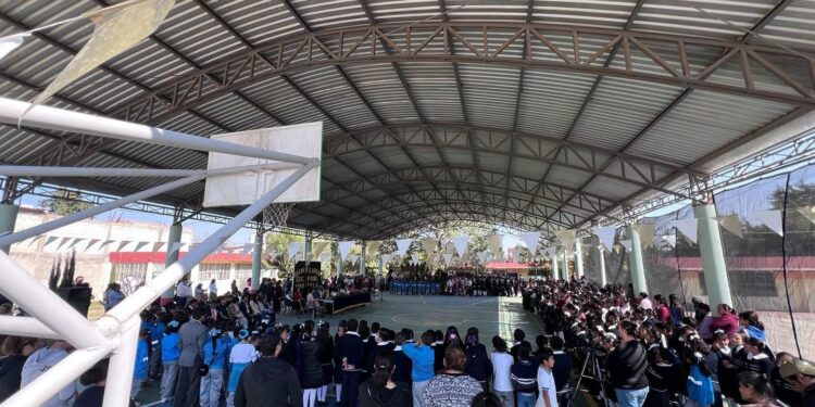 Concluyen actividades del aniversario 50 de la escuela Gabriela Mistral en Huamantla.