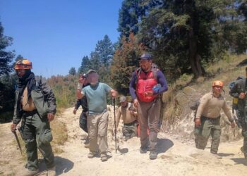 En buen estado de salud, abuelito extraviado en la Malinche.