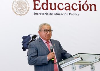 Encabeza SEPE-USET foro estatal para la construcción del nuevo sistema para las maestras y maestros en Tlaxcala