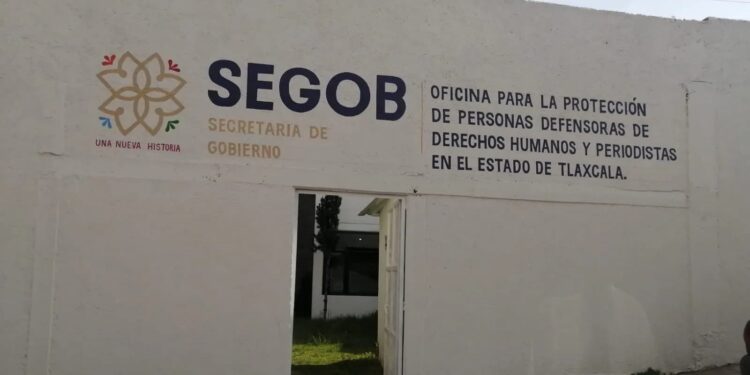 Ofrece SEGOB atención y acompañamiento a defensoras de derechos humanos y periodistas durante la marcha del 8m en Tlaxcala