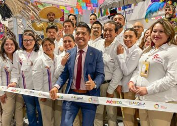 Huamantla consolida su presencia turística en el Tianguis de Pueblos Mágicos 2025.