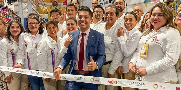 Huamantla consolida su presencia turística en el Tianguis de Pueblos Mágicos 2025.