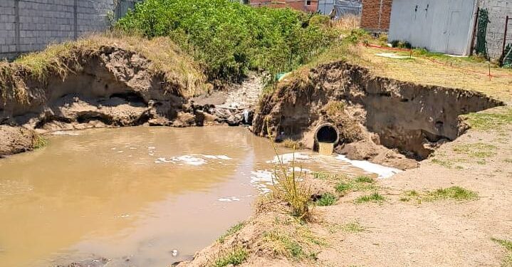 Supervisa CAPAMH daños en el canal niños héroes de San Sebastián