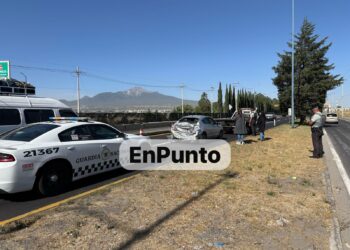 Deja percance vial solo daños materiales en Huamantla.