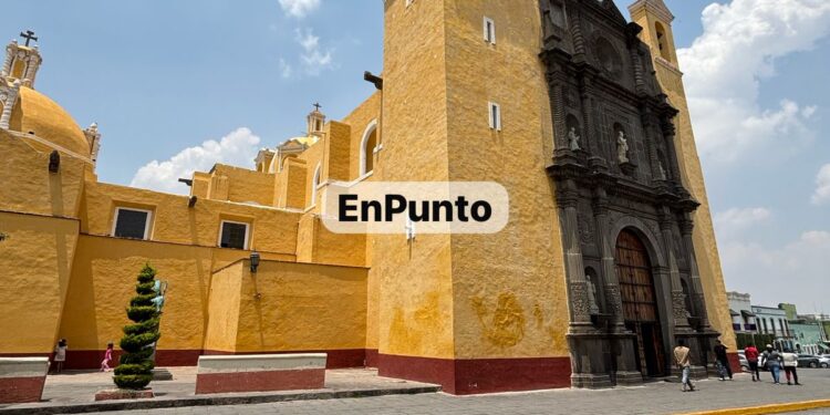 Se une Huamantla a plegarias por la muerte del papa Francisco.