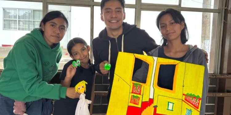 Inicia presentaciones Compañía de Teatro-Intervención 𝐄𝐬𝐩𝐞𝐜𝐭𝐀𝐜𝐭𝐨𝐫𝐞𝐬 UATx