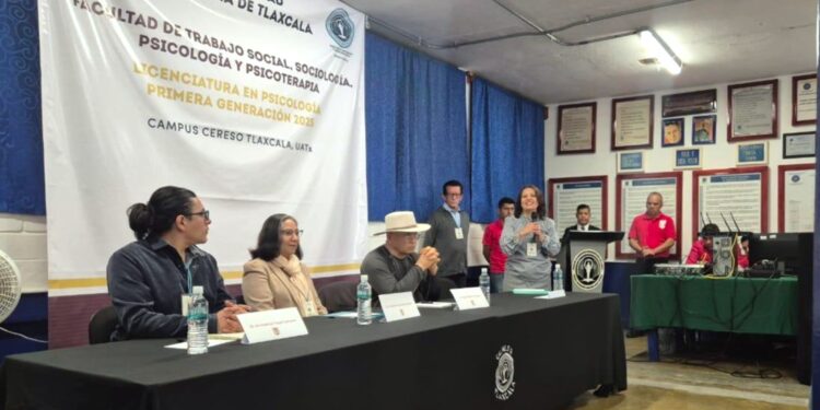 Fomenta la UATx educación continua entre sus estudiantes del Cereso de Tlaxcala