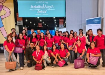 Estudiantes de Gerontología Social UATx refuerzan conocimiento y práctica en Festival del Adulto Mayor