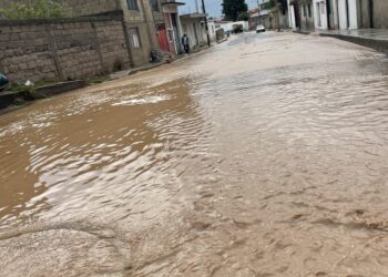 Activan autoridades protocolos de atención ante fuerte lluvia en Huamantla.